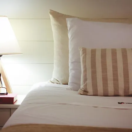 Vicky Aparthotel