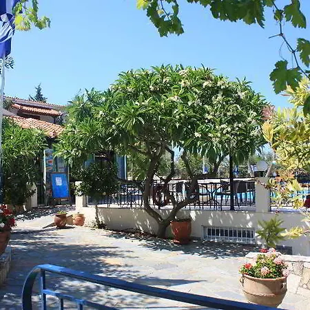Aparthotel Vicky 3*
