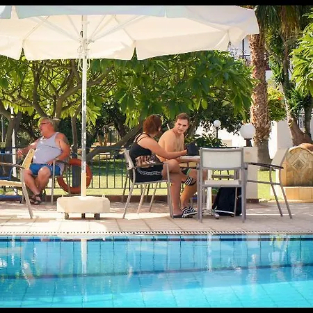 Aparthotel Vicky Hersonissos (Crete)
